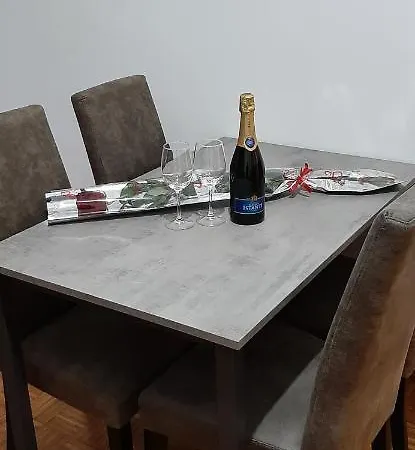 Apartament Alecatia 2