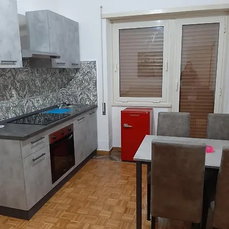 アパート Alecatia 2 ローマ